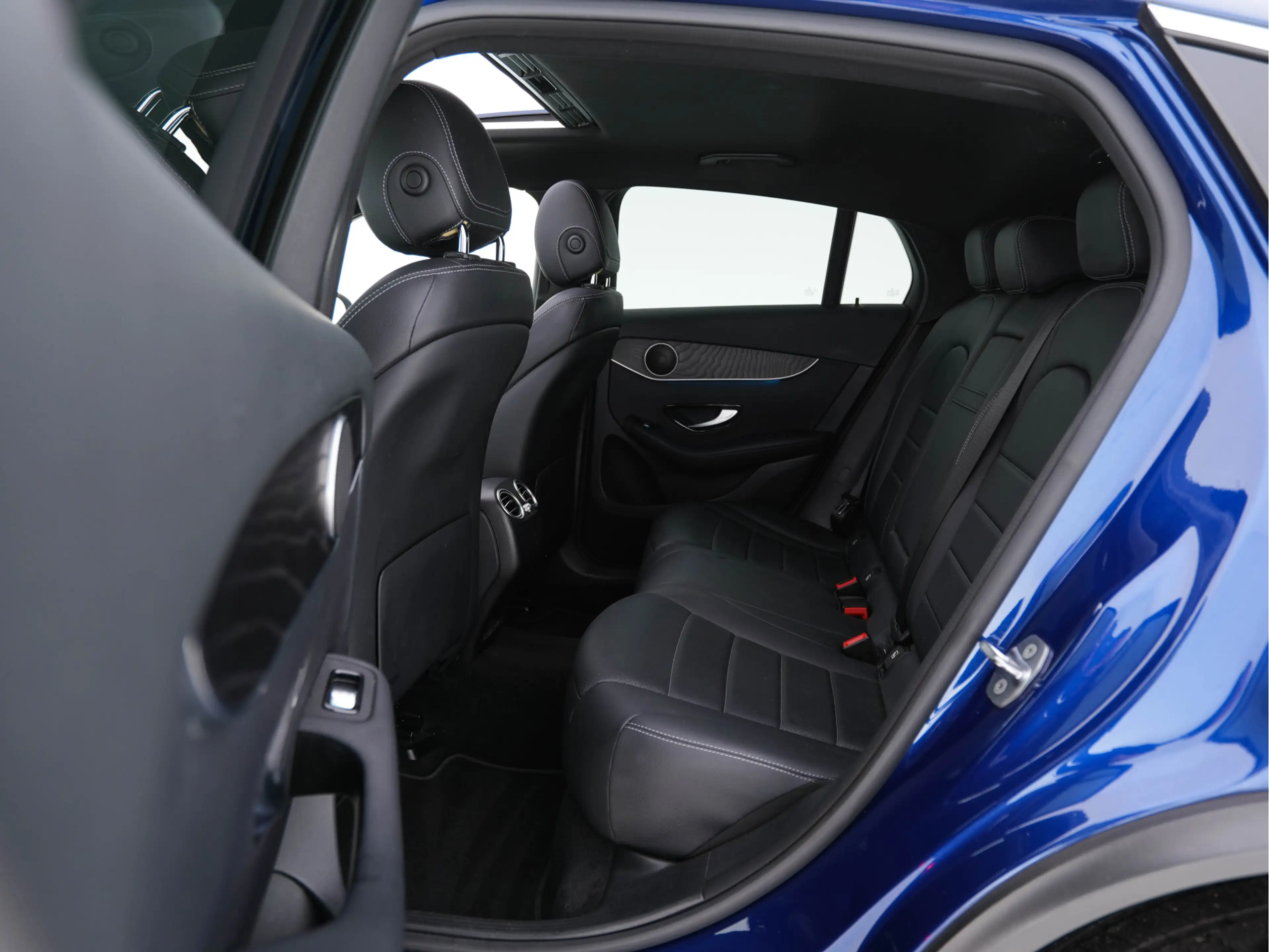 Mercedes-Benz GLC 350 Coupé d 4Matic AMG-Sportpack Premium Plus Aut. *PA — photo 9