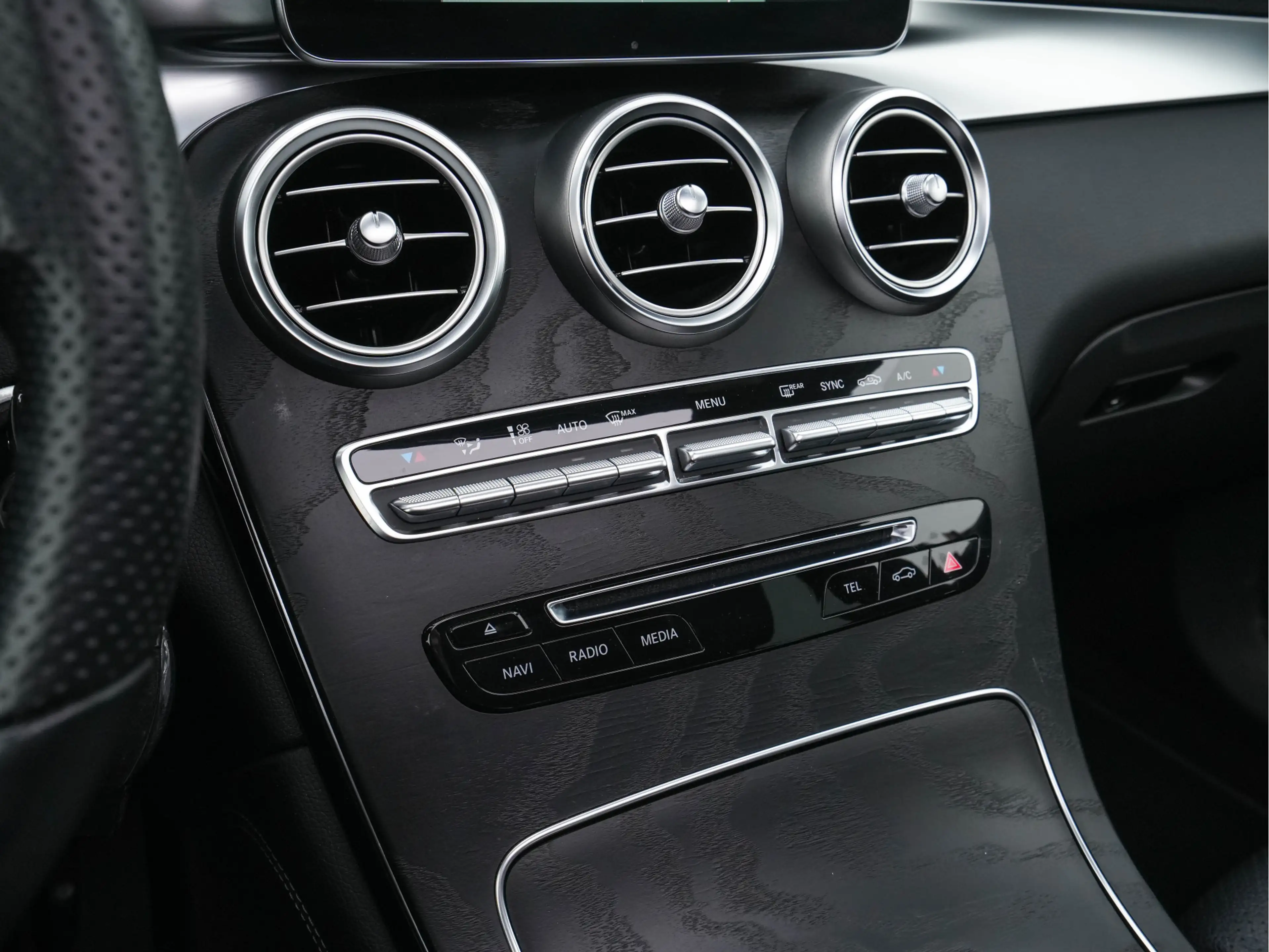 Mercedes-Benz GLC 350 Coupé d 4Matic AMG-Sportpack Premium Plus Aut. *PA — photo 13