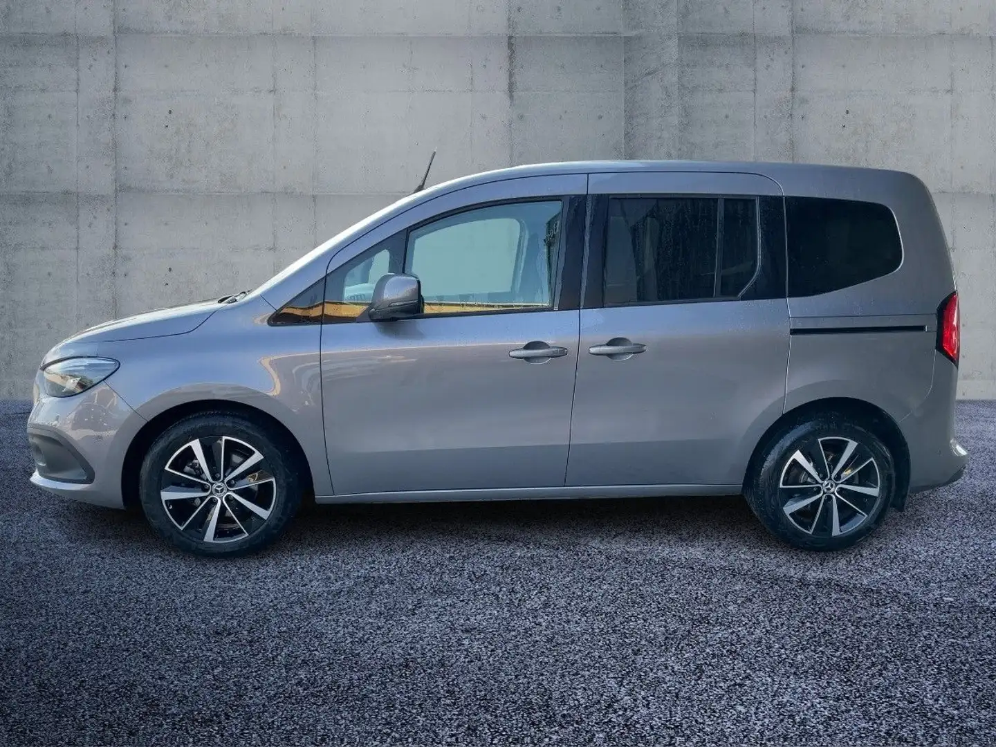 Mercedes-Benz T-Klasse T 180 d Standard Grau - 2