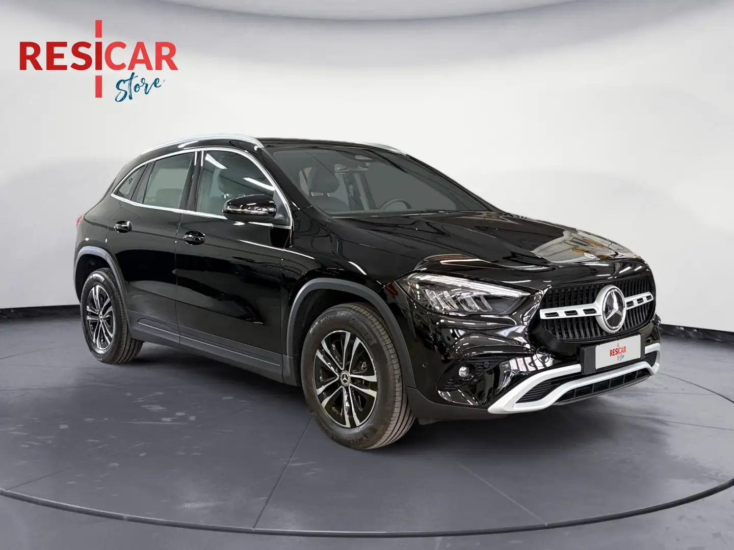 Mercedes-Benz GLA 180 180 Advanced auto Nero - 1