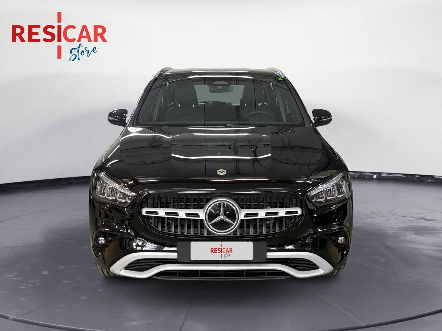 Mercedes-Benz GLA 180 180 Advanced auto Nero - 2