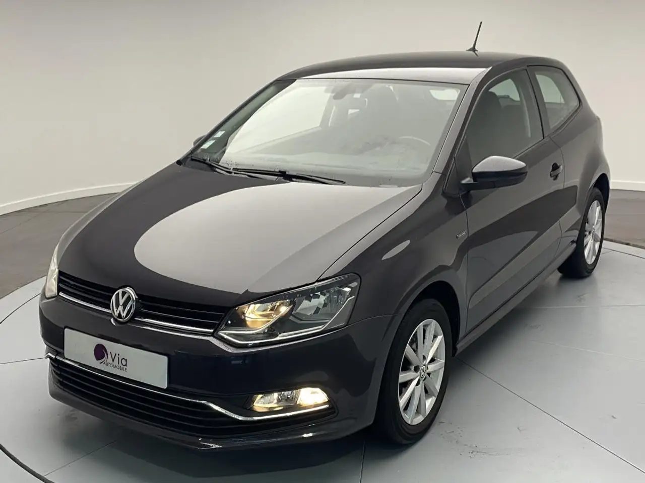 Volkswagen Polo 1.0i 60 LOUNGE 1ERE MAIN