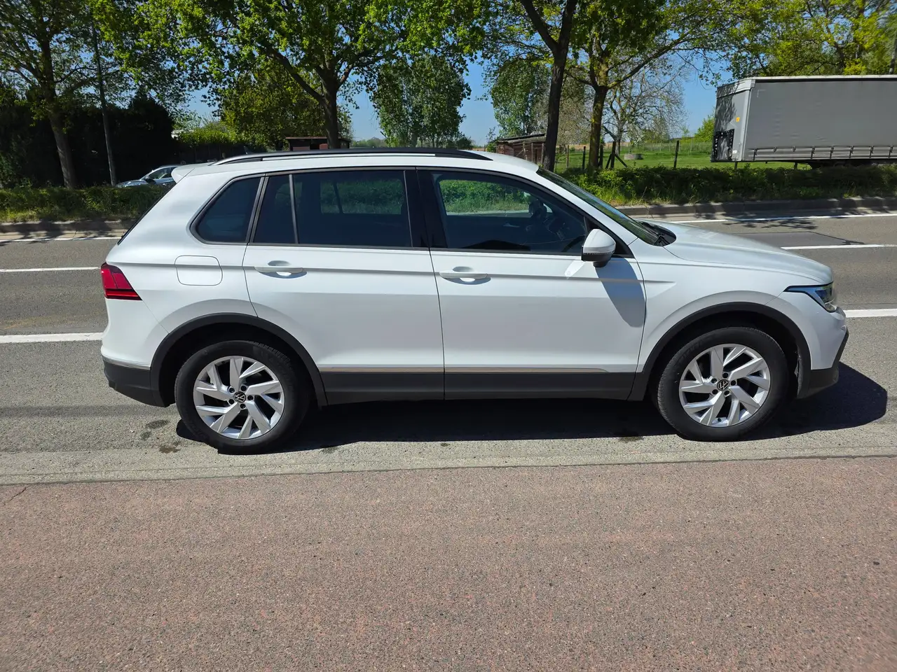 Volkswagen Tiguan 2.0 TDi SCR 4Motion Life Business DSG 1°EIG. !! IN PERFECTE STAAT !! 4X4!!, миниатюра 8