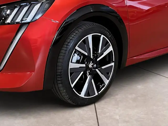 Peugeot 208 view 15