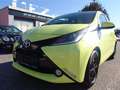 Toyota Aygo 1.0 x-play touch Navi Tempo MFL R Cam Gelb - thumbnail 1