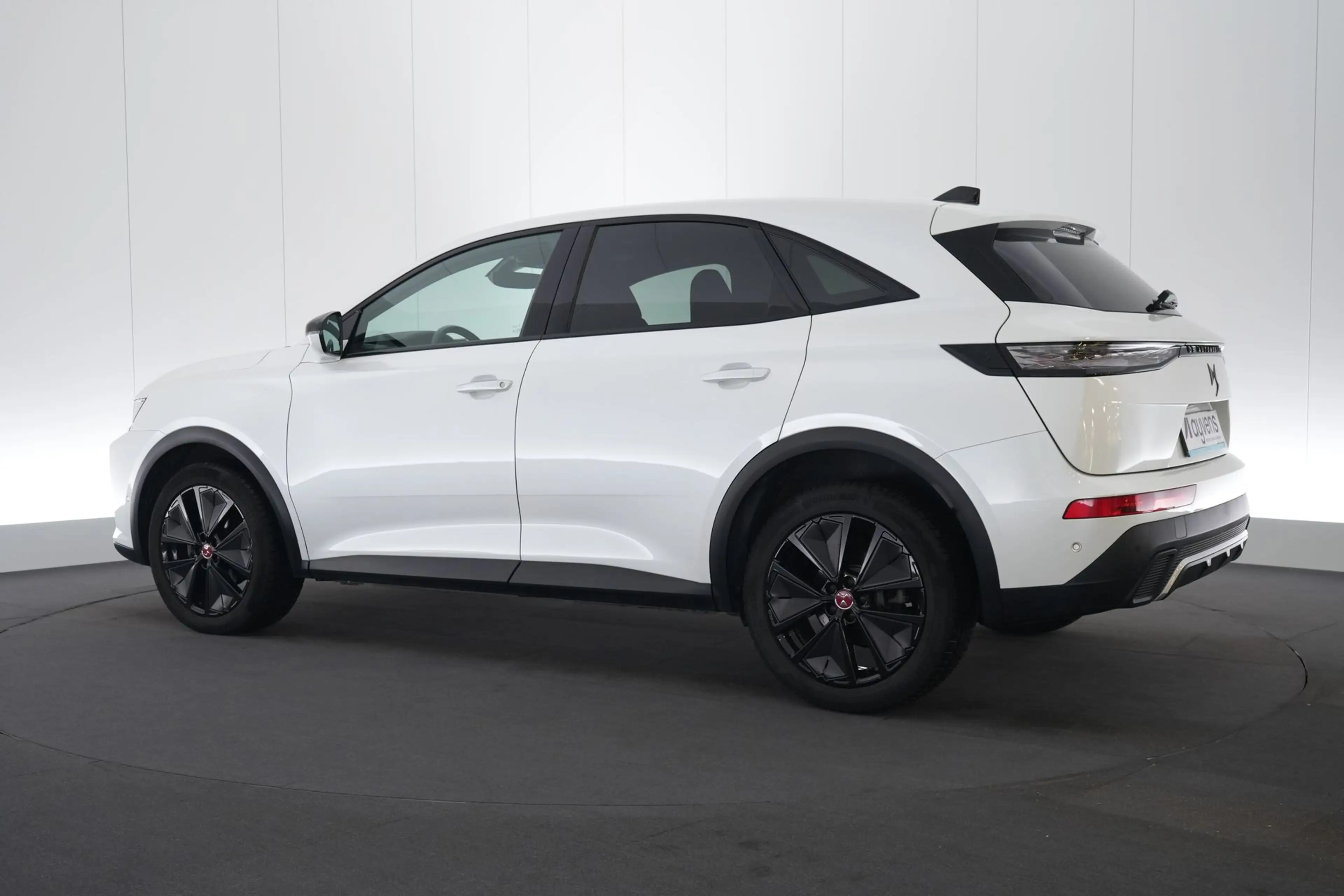 DS Automobiles DS 7 1.5 BlueHDi Performance Line EAT8 LEDER/ALCANTARA — photo 10