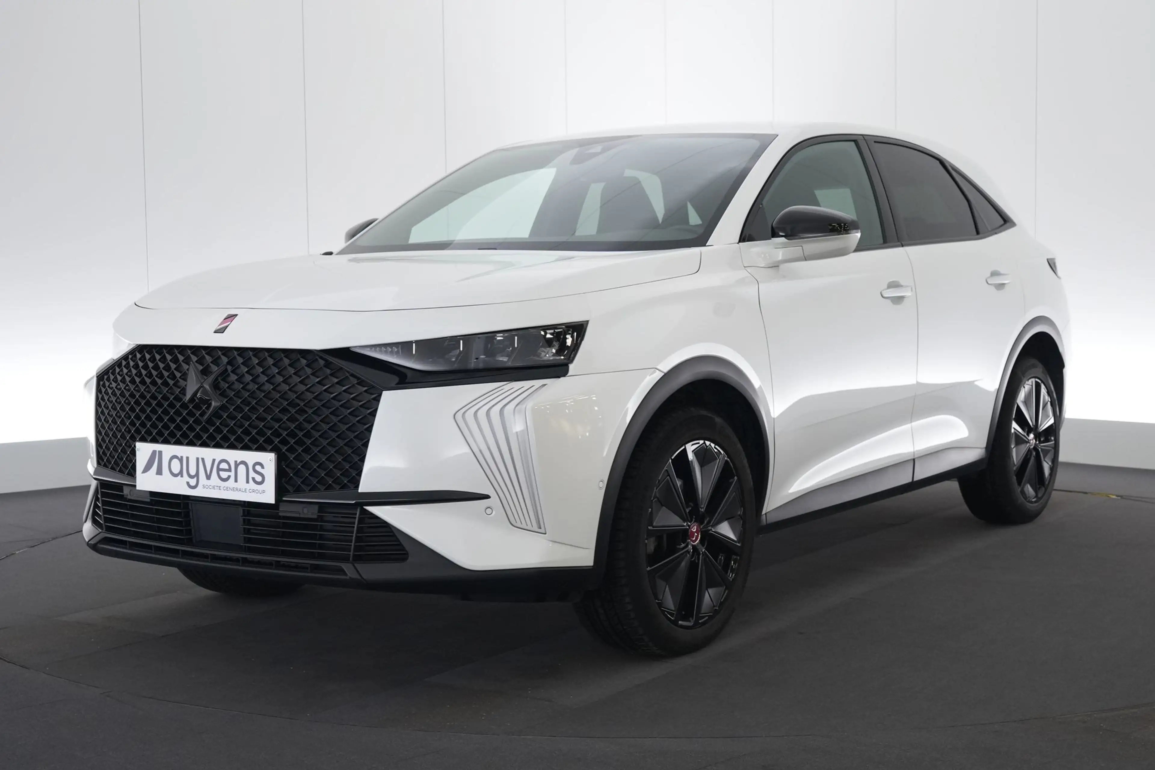 DS Automobiles DS 7 1.5 BlueHDi Performance Line EAT8 LEDER/ALCANTARA