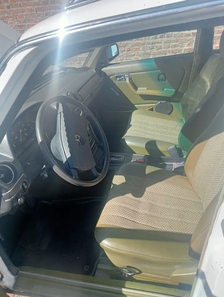 Mercedes-Benz 300 TD, foto 9