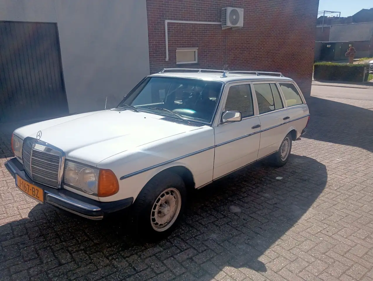 Mercedes-Benz 300 TD, foto 3