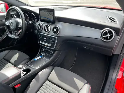 Annonce voiture d'occasion Mercedes-Benz CLA 180 - CARADIZE