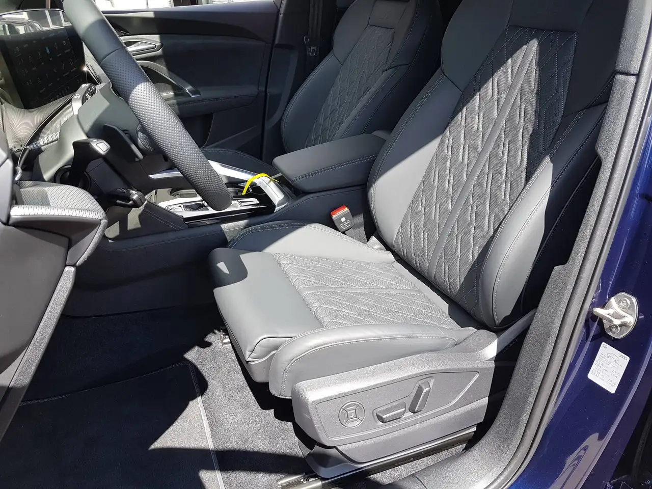 Audi SQ5 3.0 TFSI quatt*PANO*MATRIX*ACC*GAR 5J/100 TKM*NAVI 10
