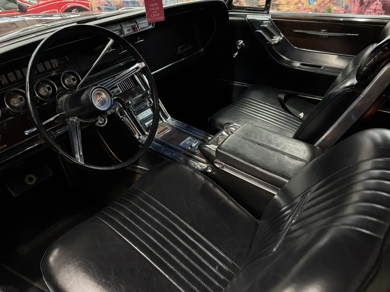 Ford Thunderbird Coupe 2-türig, foto 6