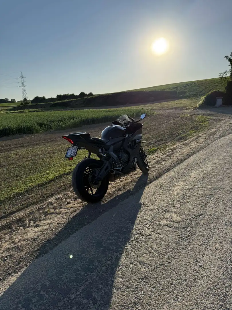 Yamaha YZF-R7 - 2