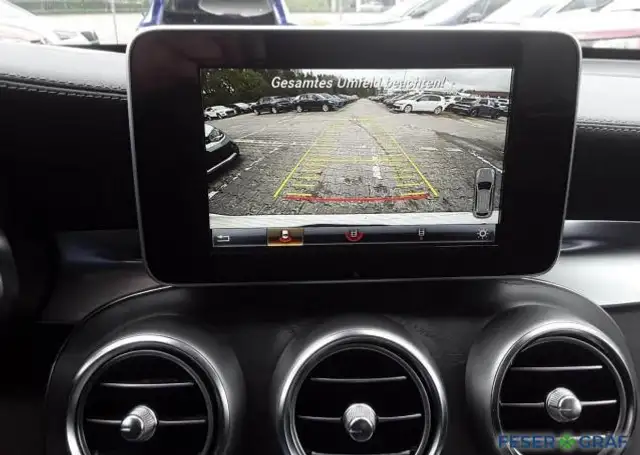 Mercedes-Benz GLC view 8