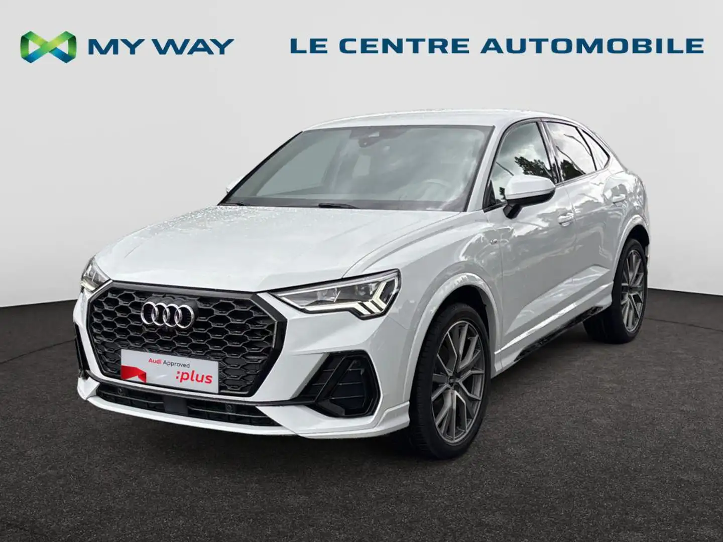 Audi Q3 Sportback Audi Q3 Sportback Business Edition S lin Bílá - 1