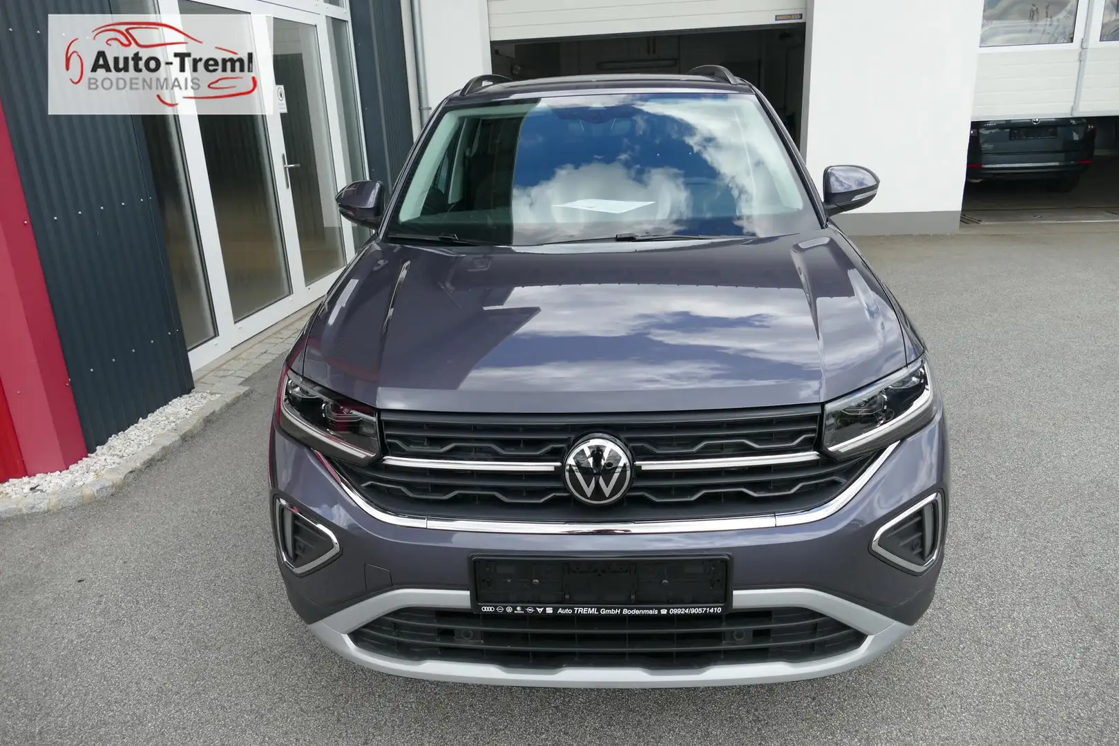 Volkswagen T-Cross Life Plus 1.5 TSI DSG 150 PS Matrix Kamera 17"A... Gris - 2