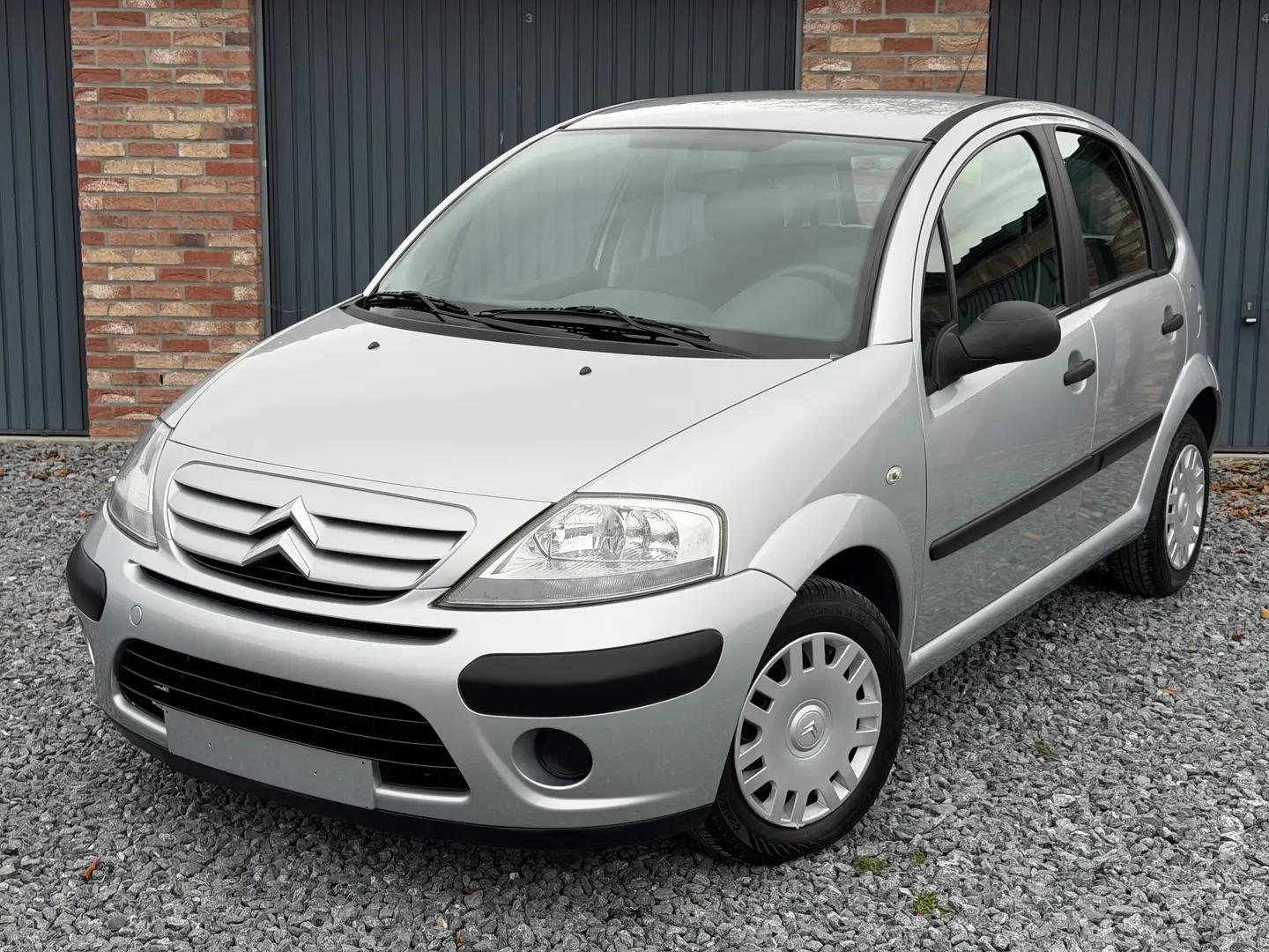 Citroen C3 ( 34.235Km ) 1.4HDi ( 70Ch ) ( Modèle 2006 ) ! Argent - 2