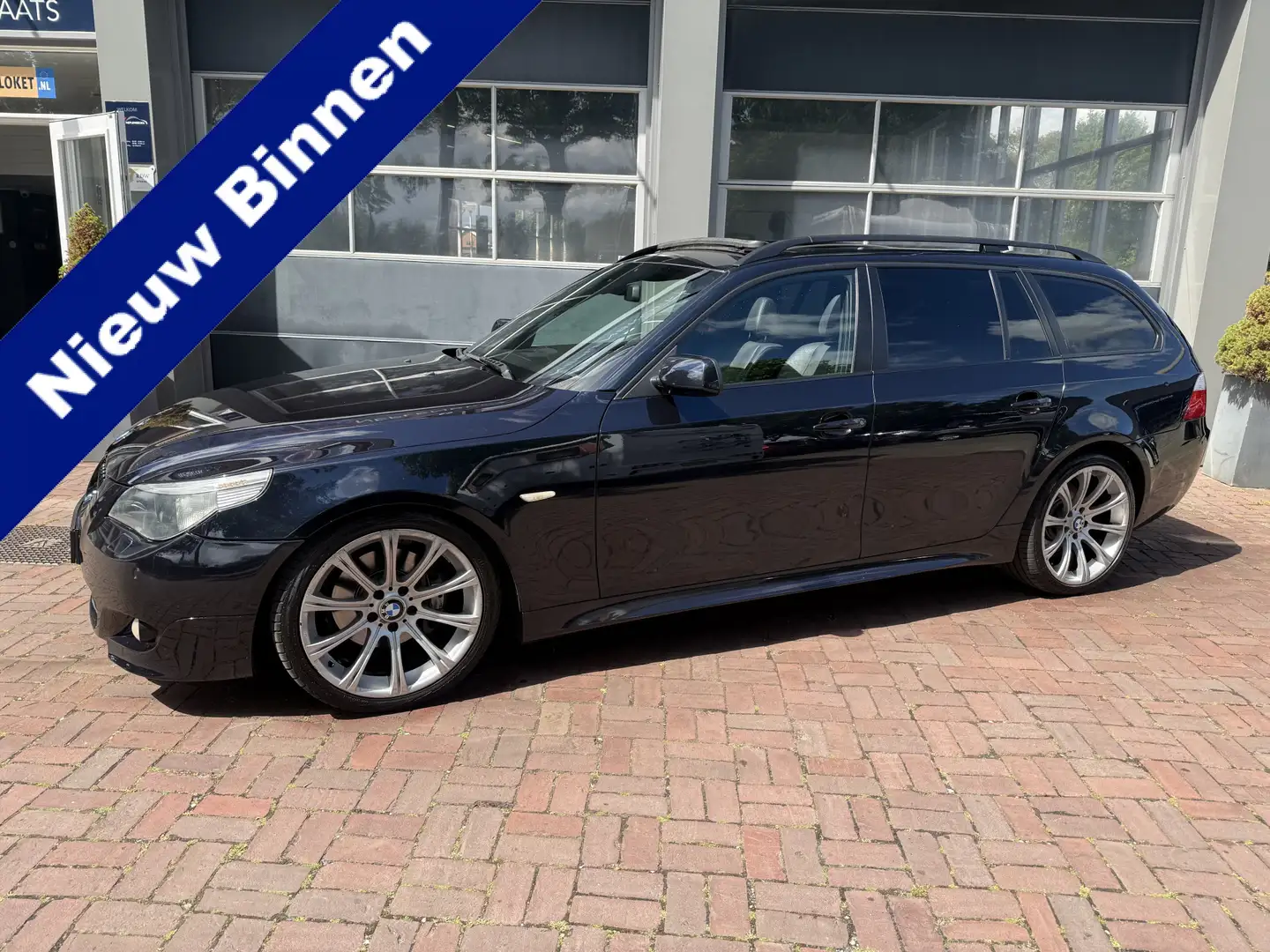 BMW 530 5-serie Touring 530i M-sport Km 145.000 Bj 2006 yo Zwart - 1