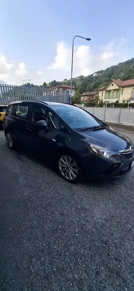 Opel Zafira Tourer