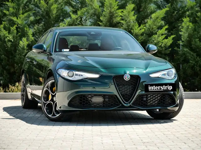 Alfa Romeo Giulia view 3
