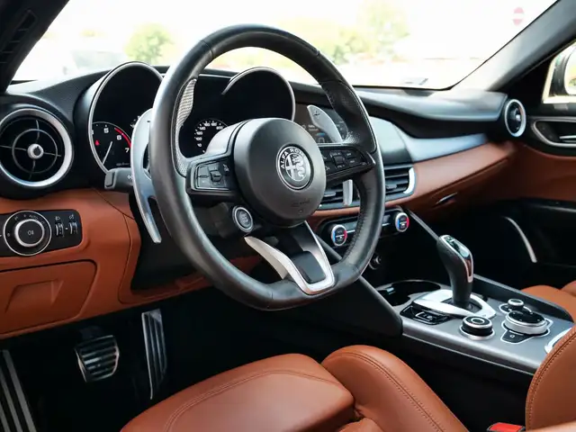 Alfa Romeo Giulia view 13