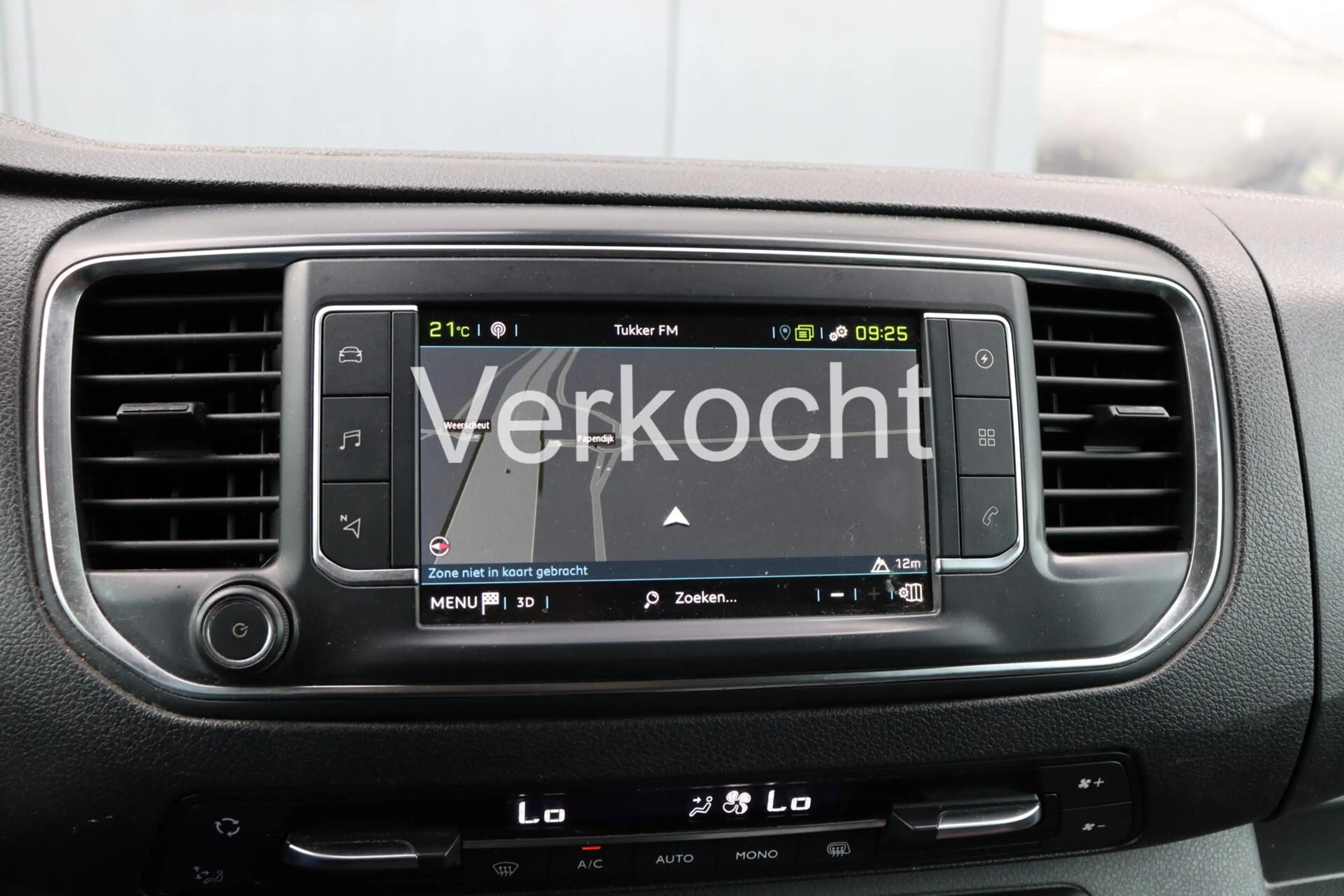 Peugeot e-Expert Long 75 kWh l NAVI l CLIMA l 360 CAMERA l HEAD UP — photo 7