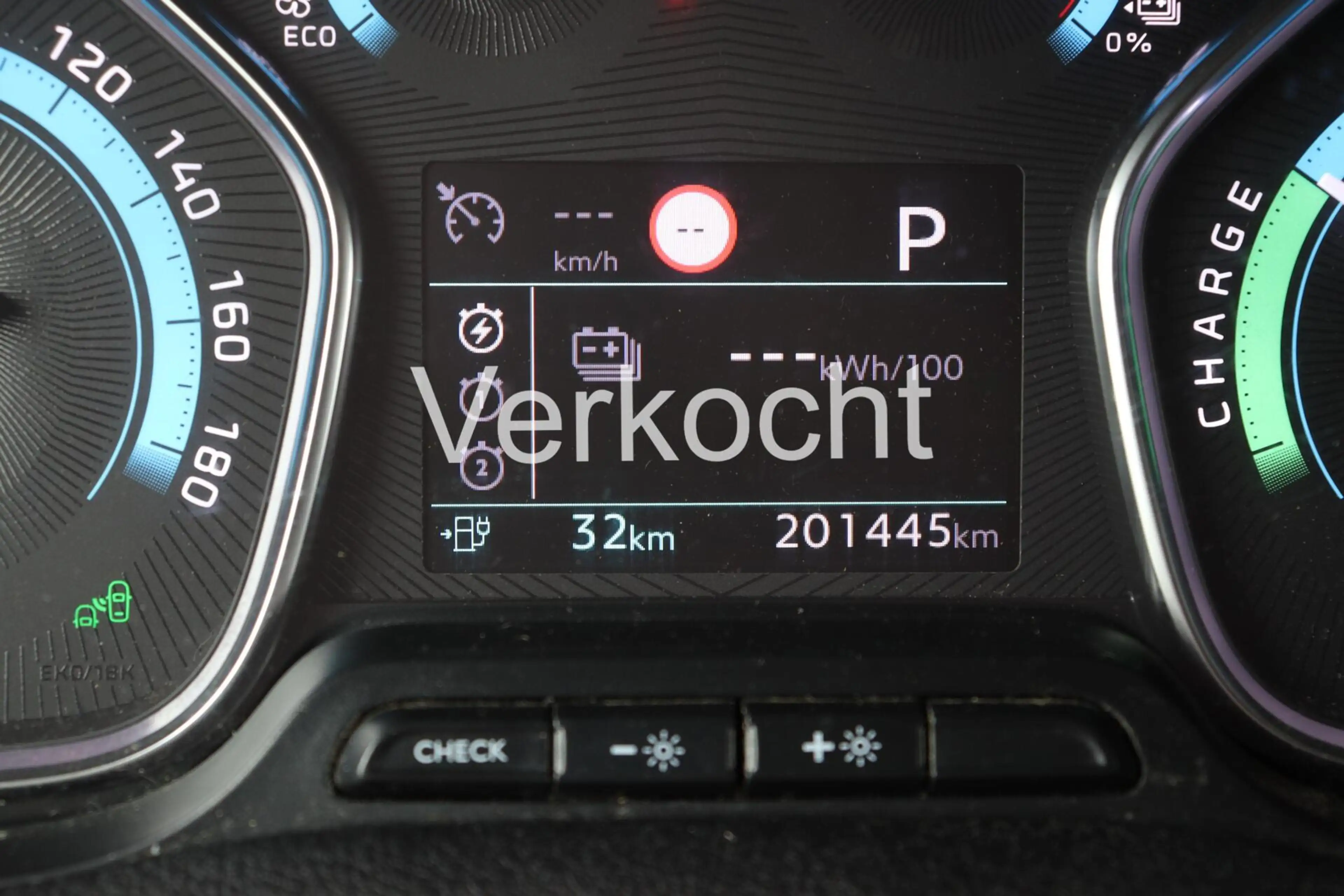 Peugeot e-Expert Long 75 kWh l NAVI l CLIMA l 360 CAMERA l HEAD UP — photo 5