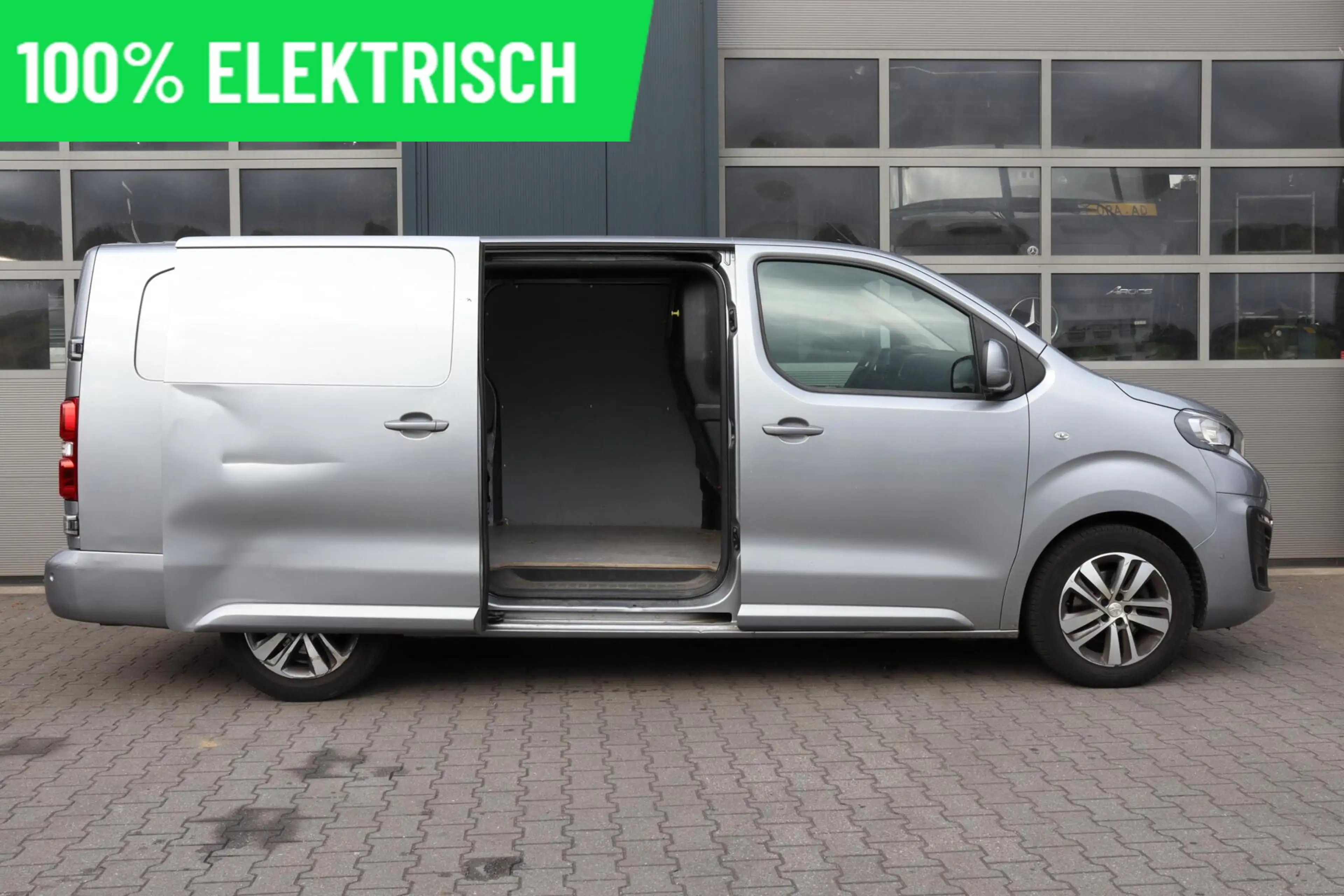 Peugeot e-Expert Long 75 kWh l NAVI l CLIMA l 360 CAMERA l HEAD UP — photo 16