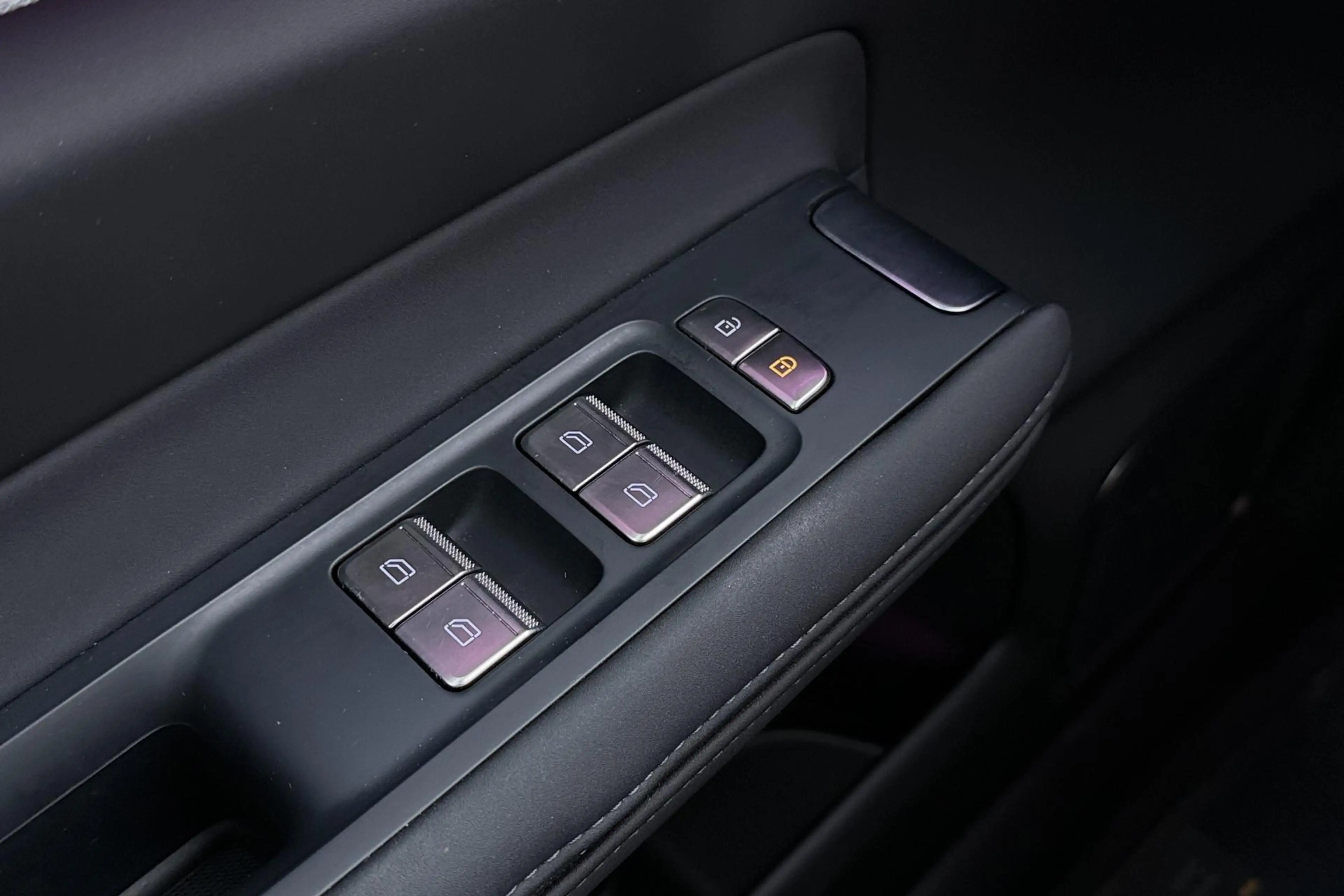 Polestar 4 Long Range Single motor Plus 100 kWh | Plus | Pilo — photo 40