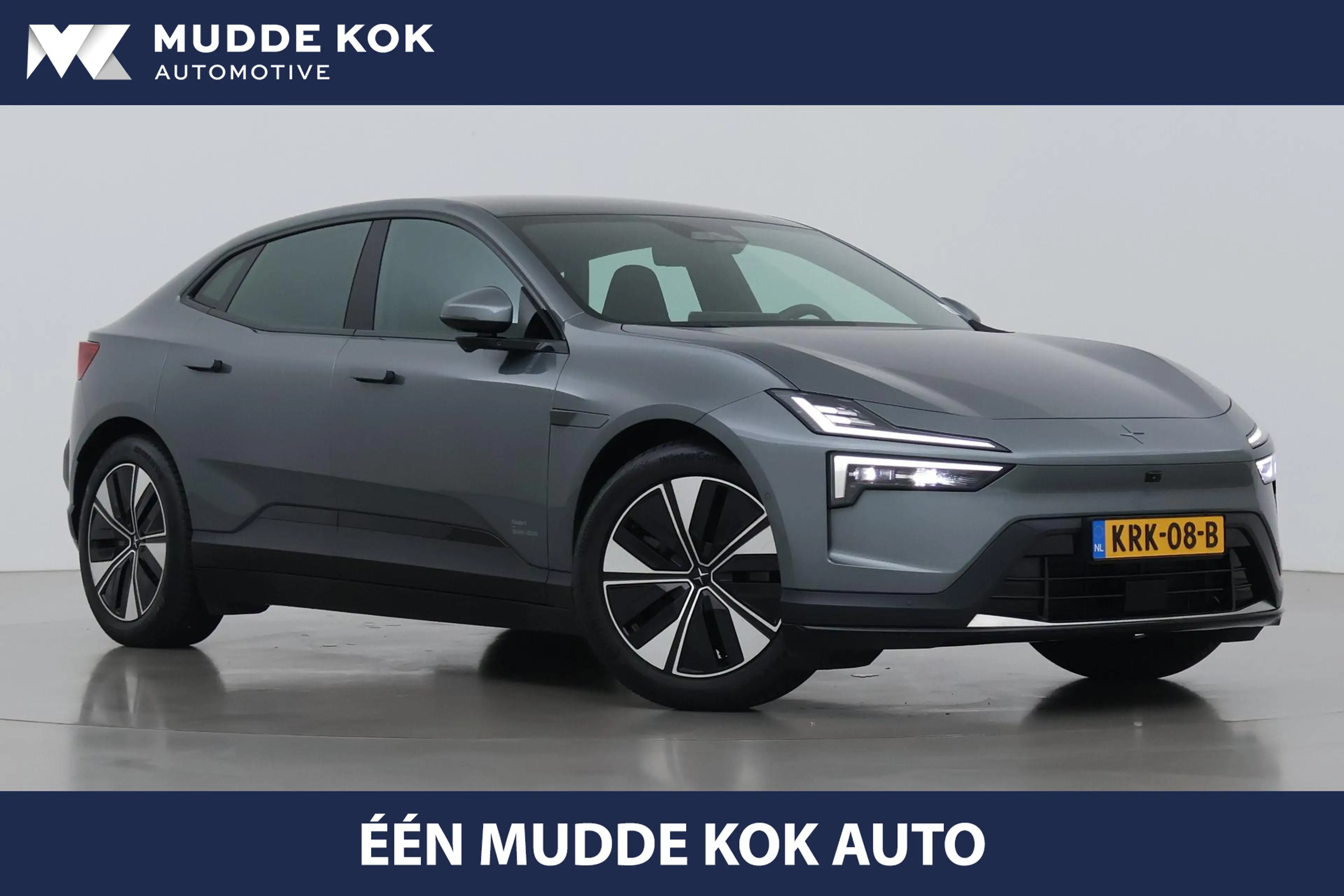 Polestar 4 Long Range Single motor Plus 100 kWh | Plus | Pilo