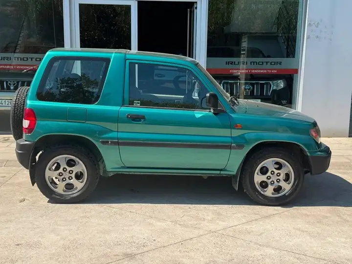 Mitsubishi Montero iO 1.8 GDI Base 1999