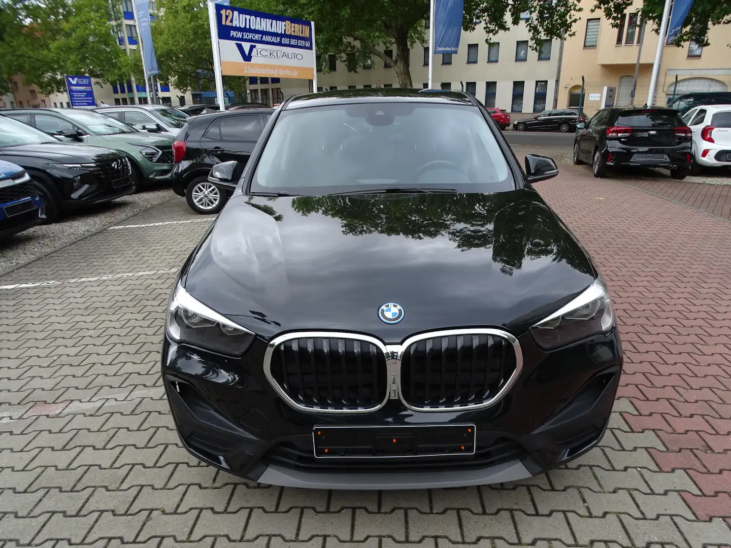 BMW X1 xDrive 25 e Advantage Automatik Hybrid Noir - 2