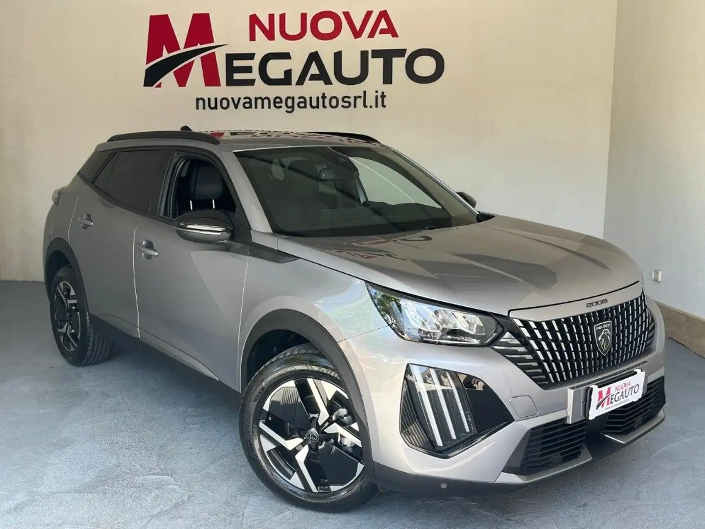 Peugeot 2008 PureTech 100 S&S Allure Grijs - 1