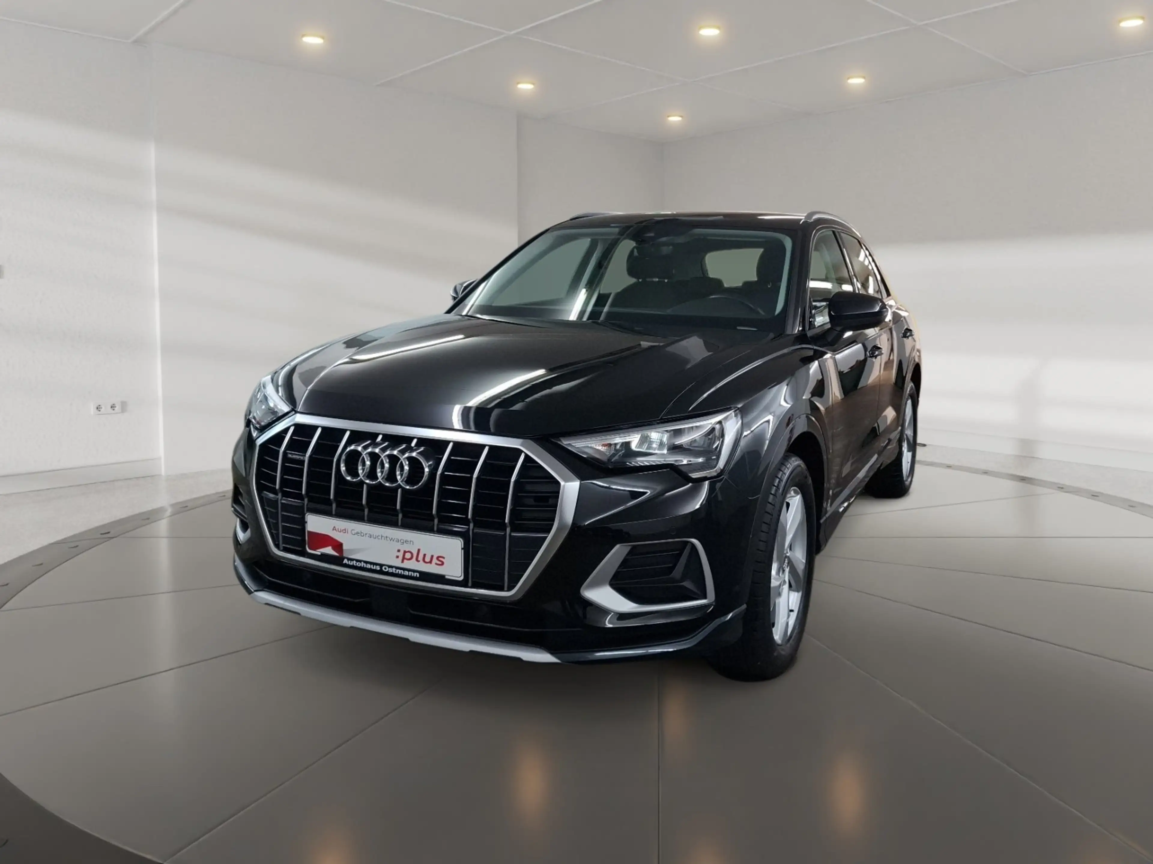 Audi Q3 40 TFSI quattro RFK Einparkhilfe v. & h.