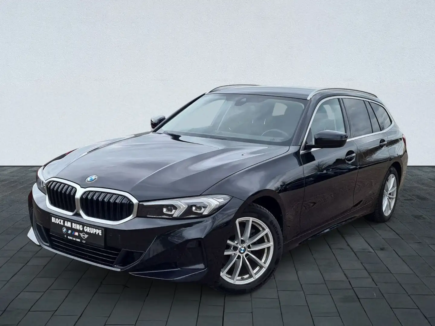 BMW 318 d Touring LCPlus,Kamera,Sitzheiz,DAB,Tempomat Schwarz - 1