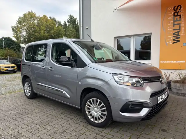 Toyota Proace Proace  = 5 - Sitzer - Navi - Carplay - Pdc Mwst