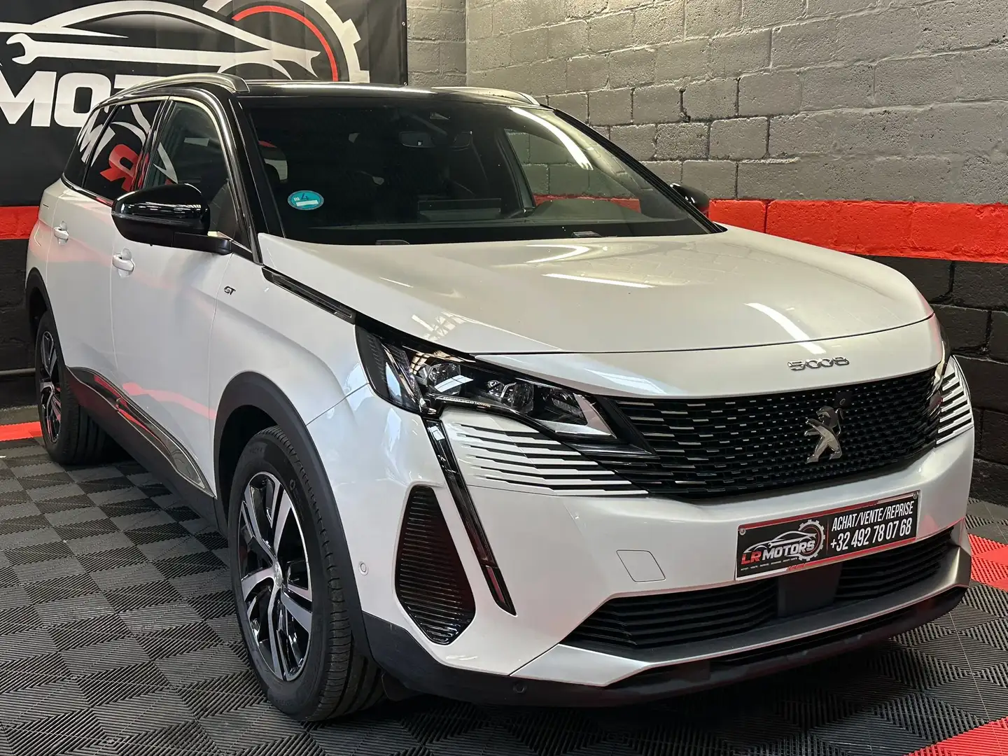 Peugeot 5008 5008 1.2 ESSENCE GT-LINE Bílá - 1