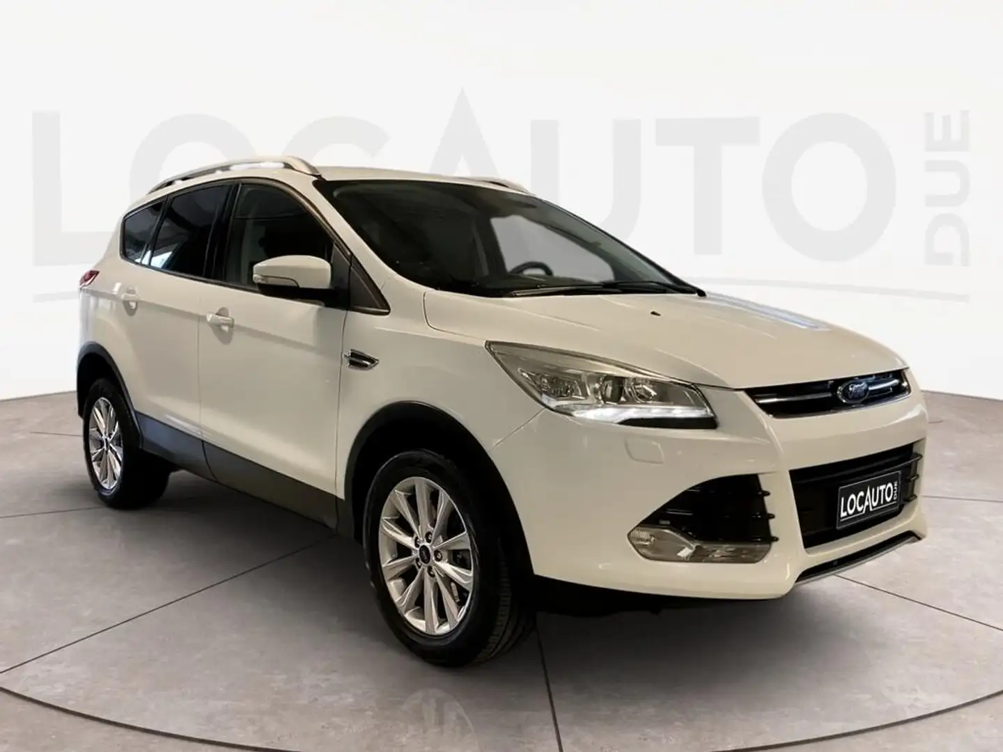 Ford Kuga 2.0 tdci Titanium X 2wd s&s 120cv E6 Bianco - 2