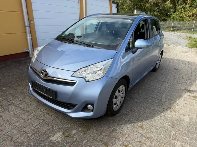 Toyota Verso-S Life