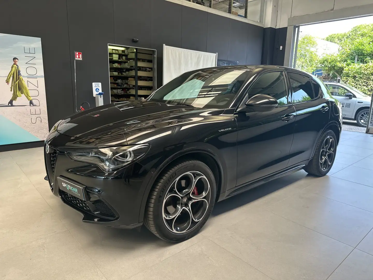 Alfa Romeo Stelvio 2.2 t Veloce Q4 210cv auto Nero - 1