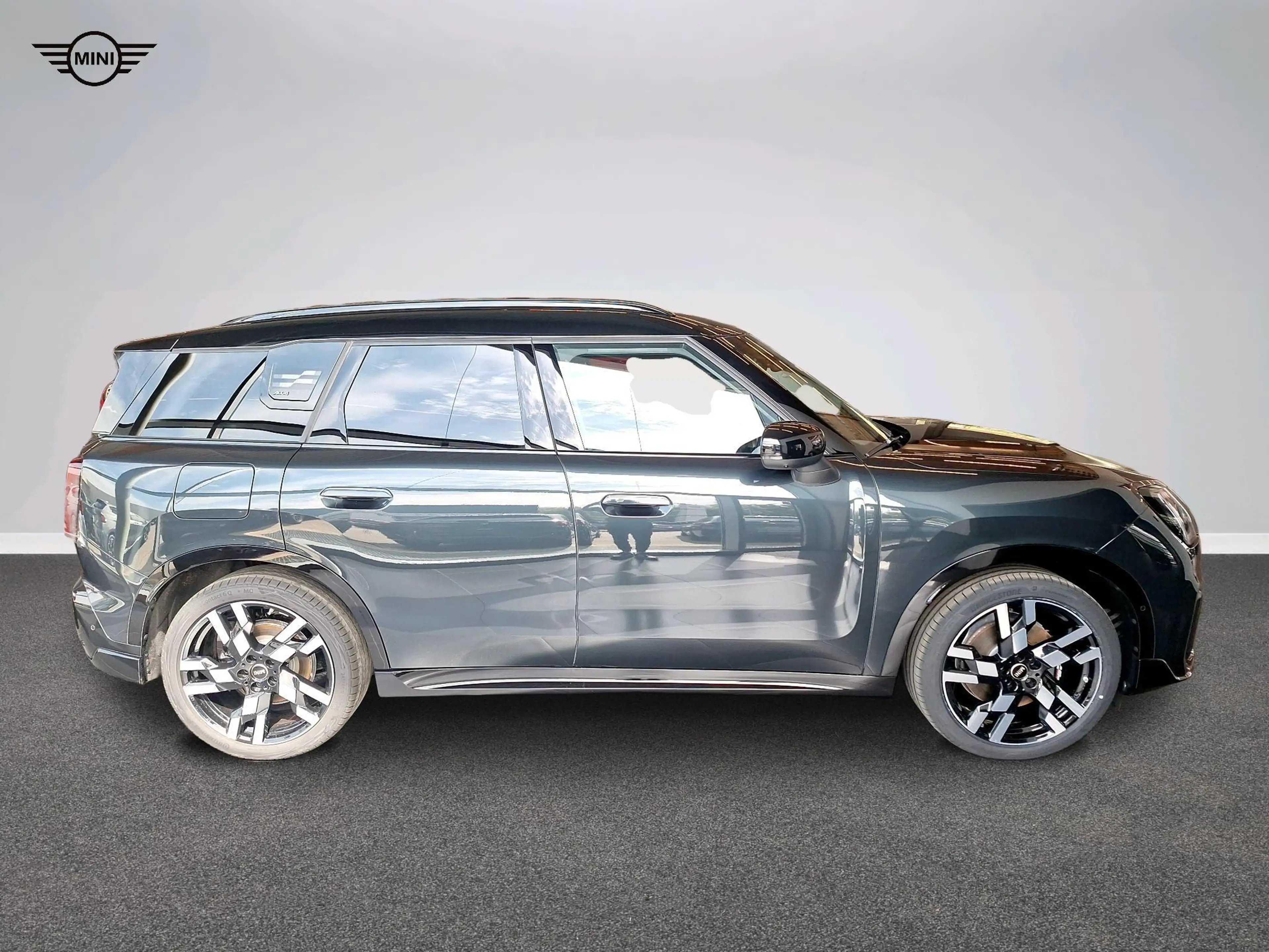 MINI Countryman S All4 John Cooper Works Trim — photo 3