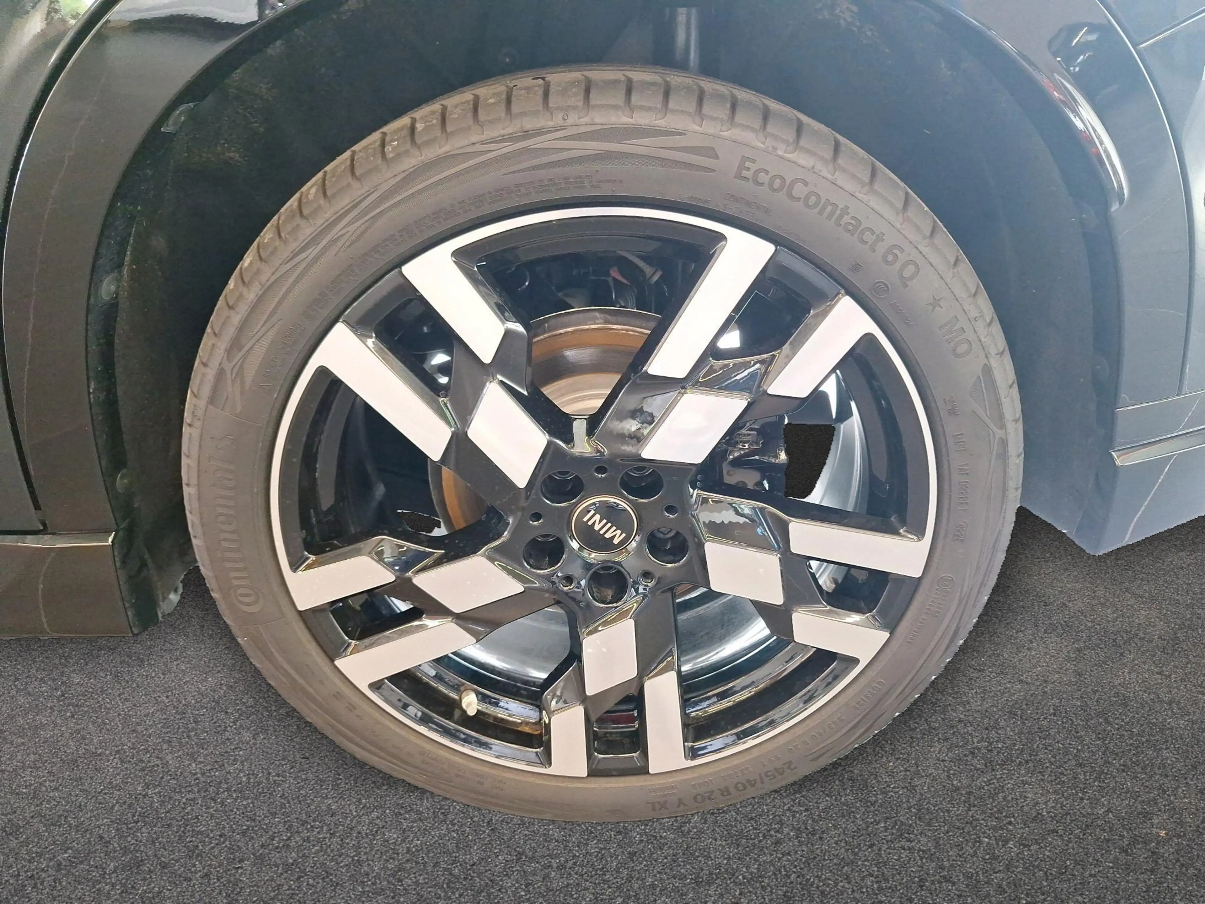 MINI Countryman S All4 John Cooper Works Trim — photo 10