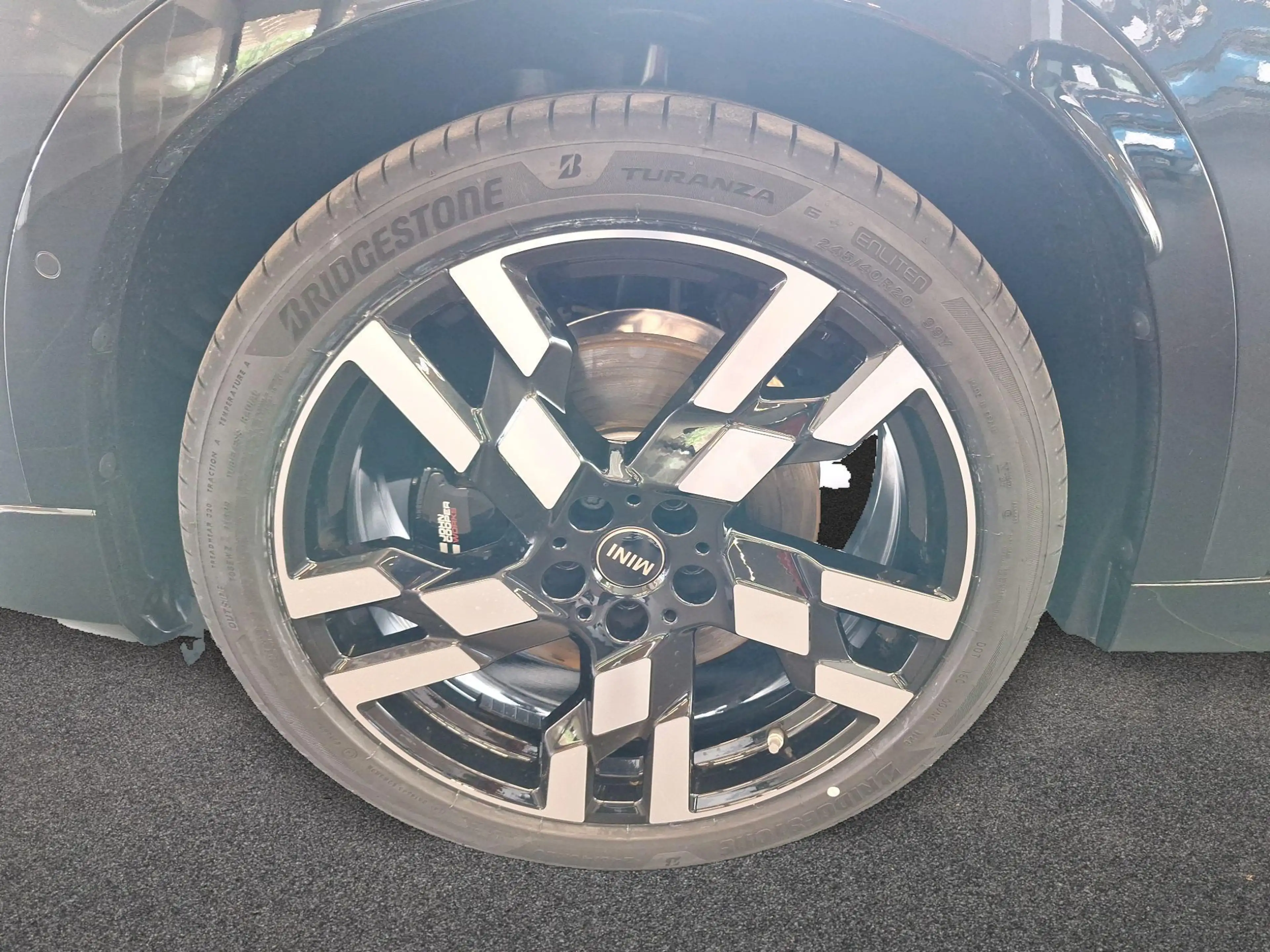 MINI Countryman S All4 John Cooper Works Trim — photo 7