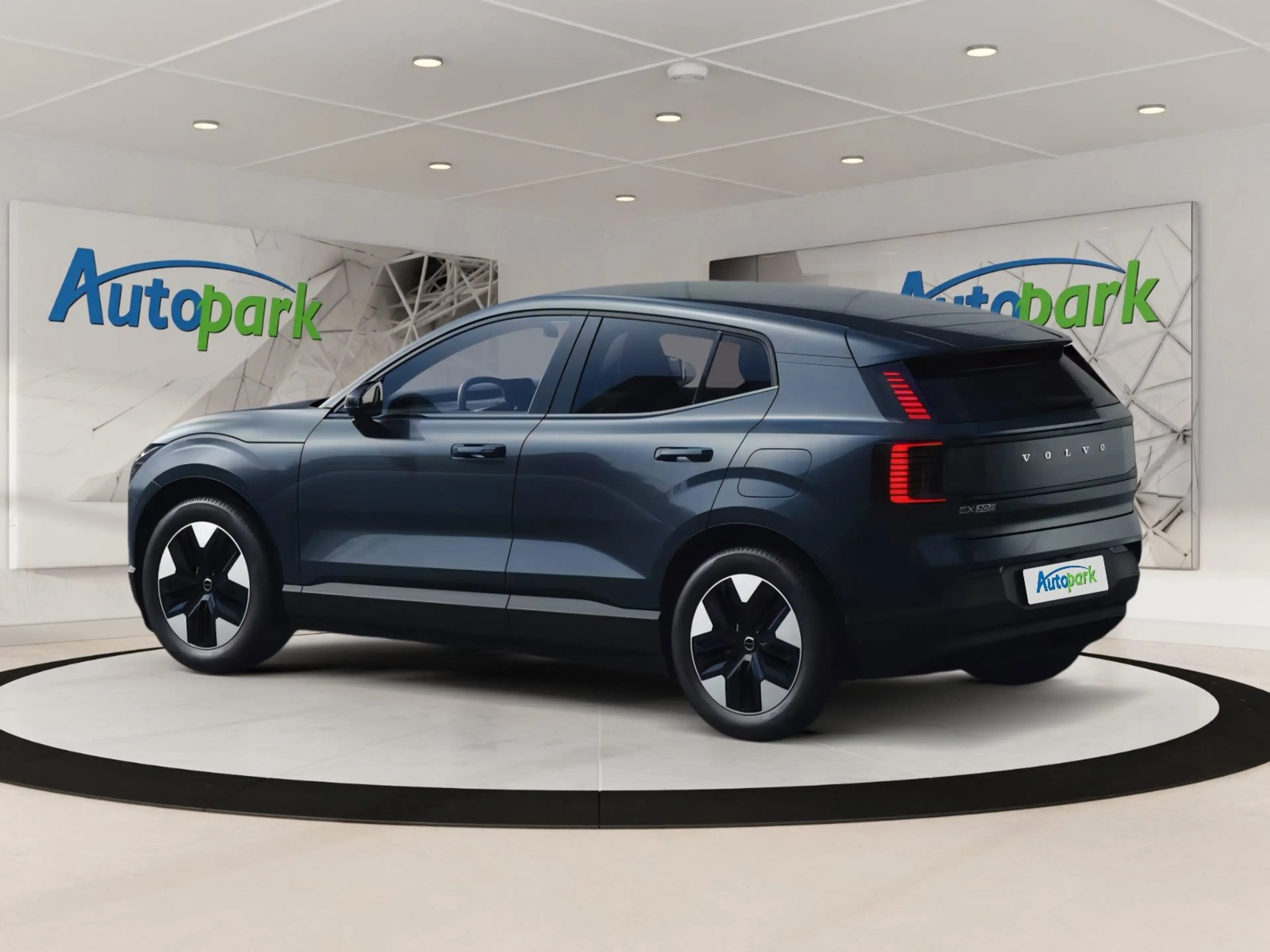Volvo EX30 Plus, P5 Long Range Vollelektrisch Plus 2WD Pure E — photo 10