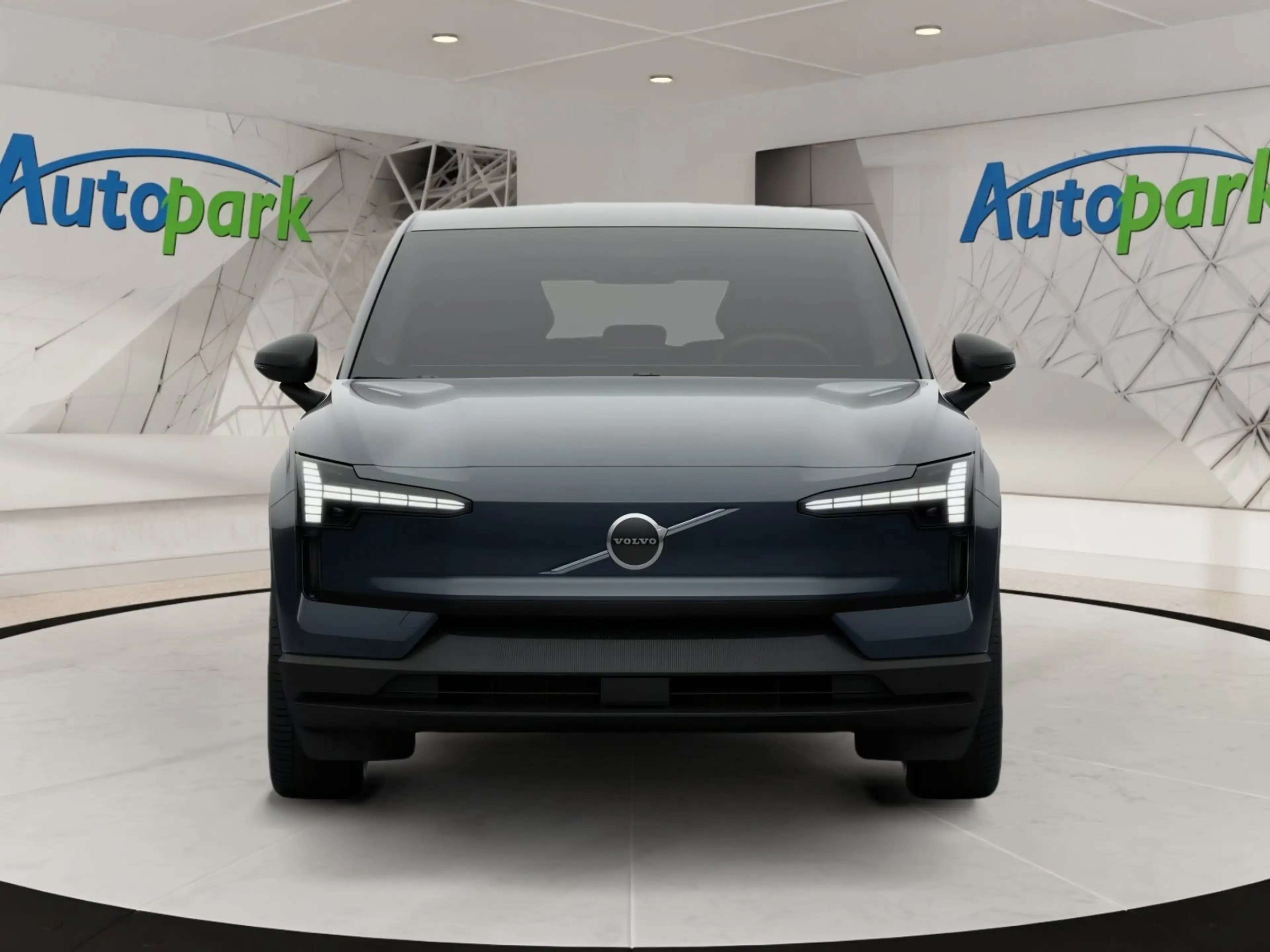Volvo EX30 Plus, P5 Long Range Vollelektrisch Plus 2WD Pure E — photo 8