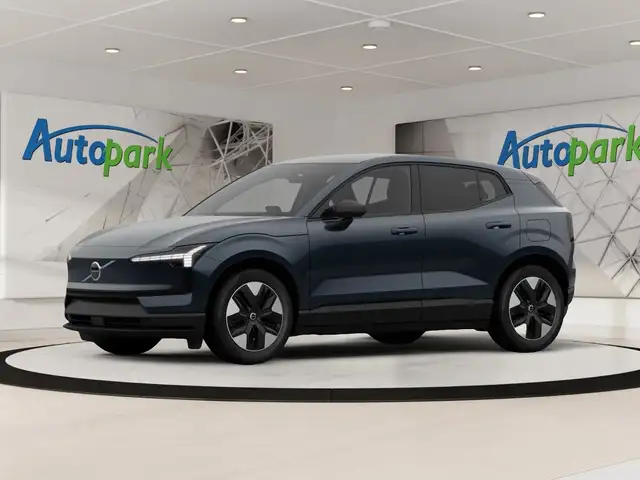 Volvo EX30 Plus, P5 Long Range Vollelektrisch Plus 2WD Pure E