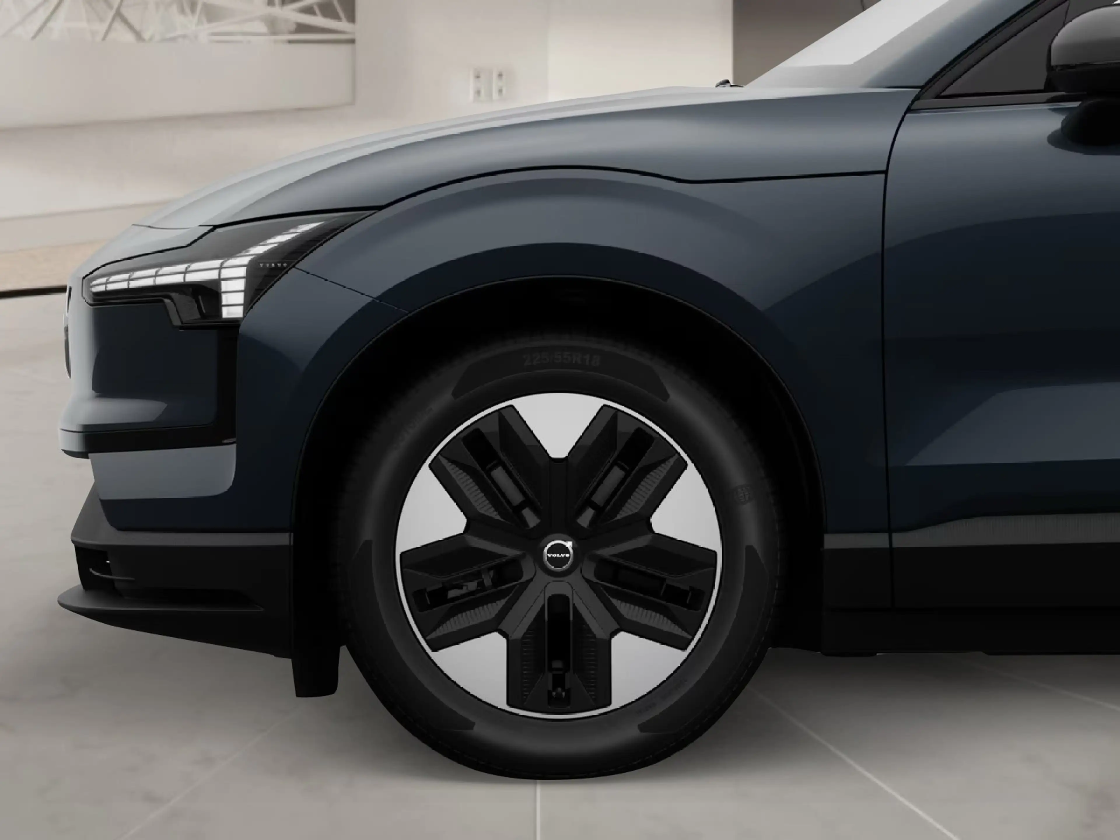 Volvo EX30 Plus, P5 Long Range Vollelektrisch Plus 2WD Pure E — photo 12