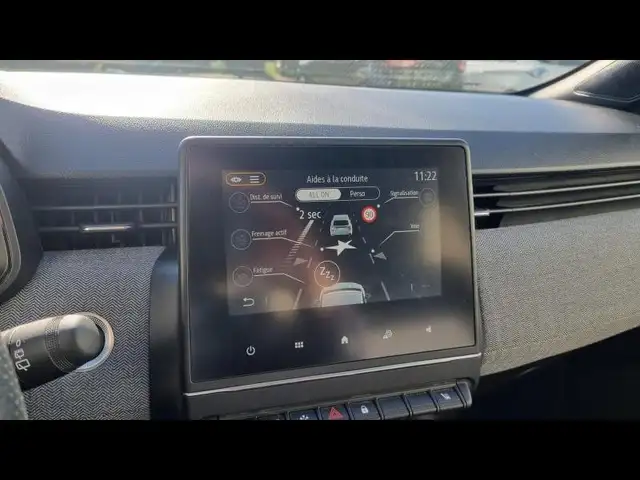 Renault Clio view 14
