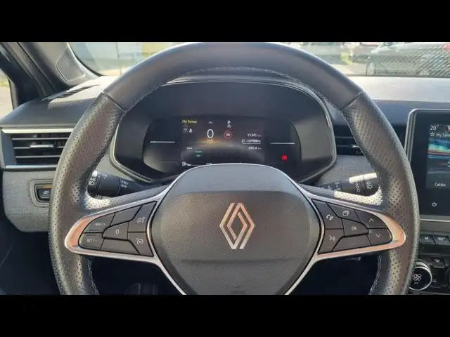 Renault Clio view 11