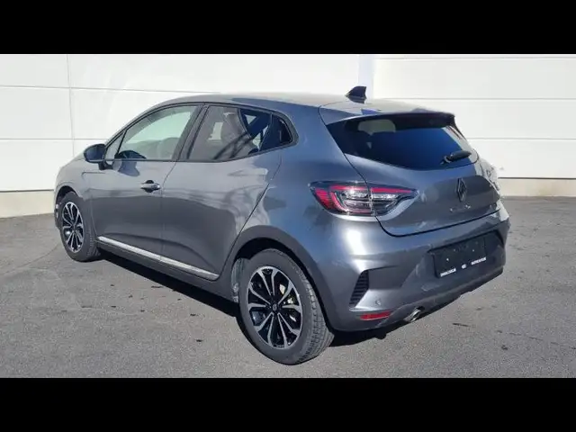 Renault Clio view 7